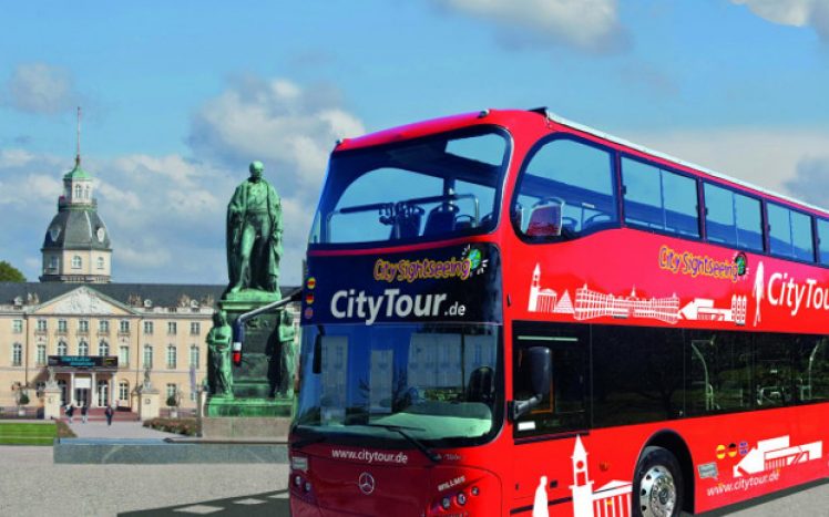 (Deutsch) Citytour durch Karlsruhe mit Hop-On Hop-Off Bus